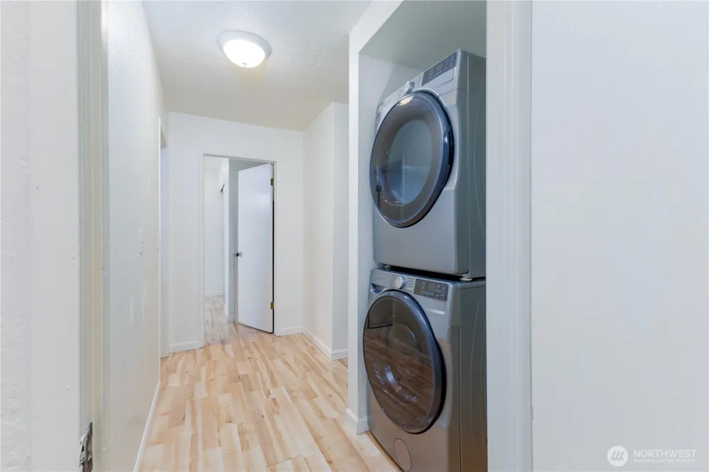 8603 244th St SW #2A Edmonds, WA 98026