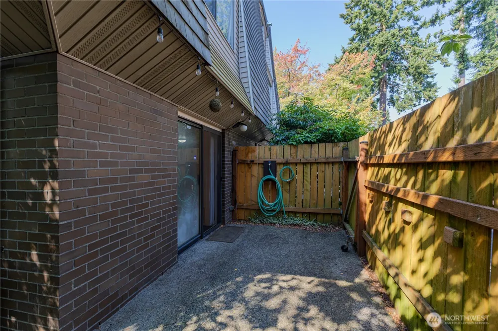 8603 244th St SW #2A Edmonds, WA 98026