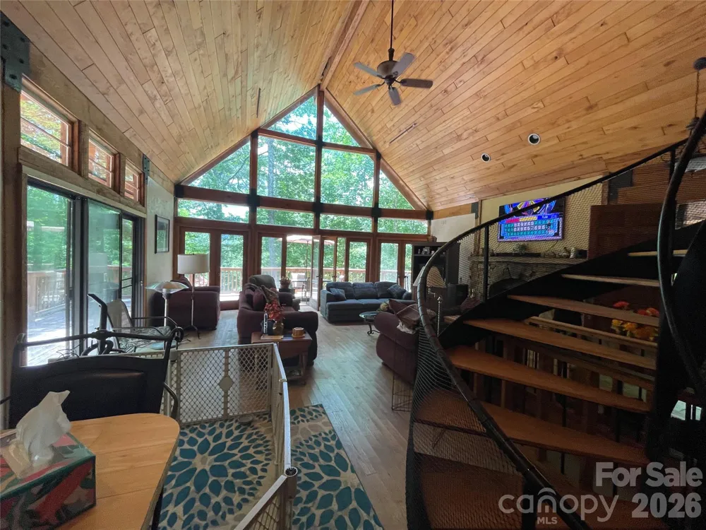 125 Tahala Trail Cullowhee, NC 28723