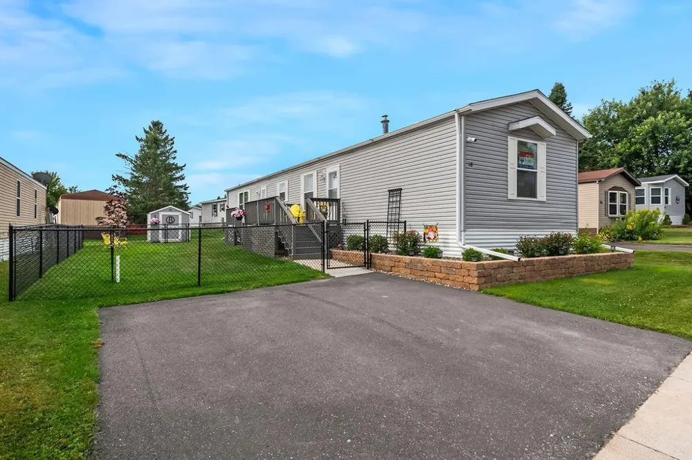 18 Kalmia Drive Duluth, MN 55810