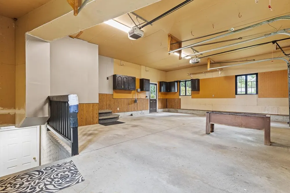 1203 Parkside Drive Marshall, MN 56258