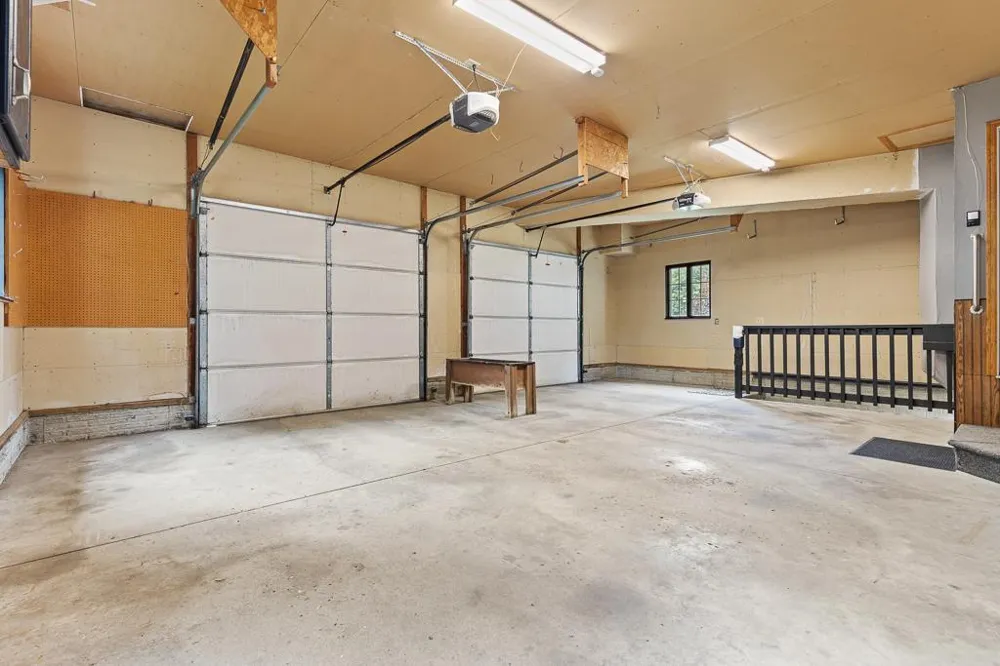 1203 Parkside Drive Marshall, MN 56258