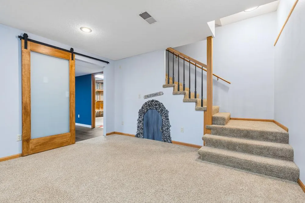 1203 Parkside Drive Marshall, MN 56258