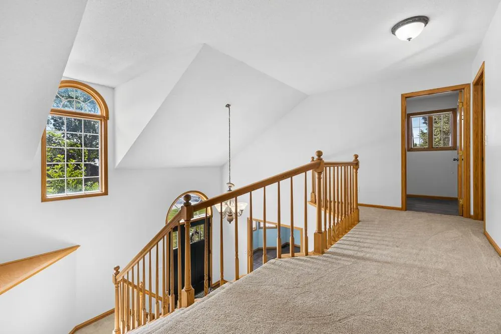 1203 Parkside Drive Marshall, MN 56258