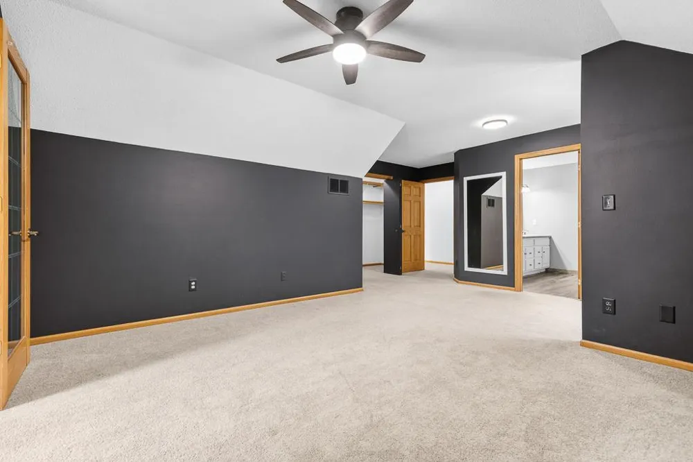1203 Parkside Drive Marshall, MN 56258