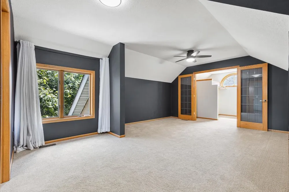 1203 Parkside Drive Marshall, MN 56258