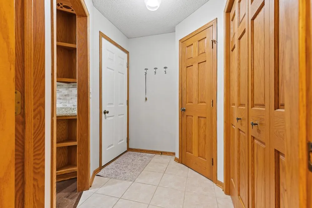 1203 Parkside Drive Marshall, MN 56258