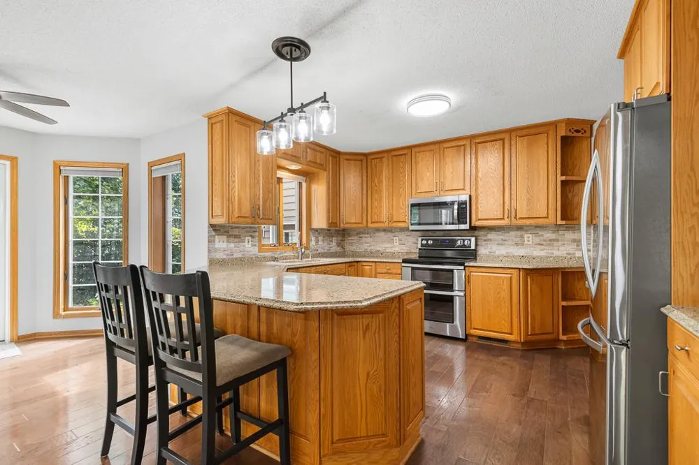 1203 Parkside Drive Marshall, MN 56258