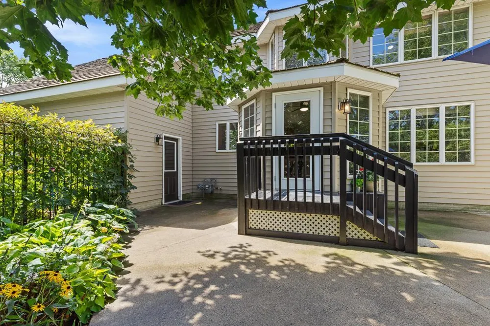 1203 Parkside Drive Marshall, MN 56258