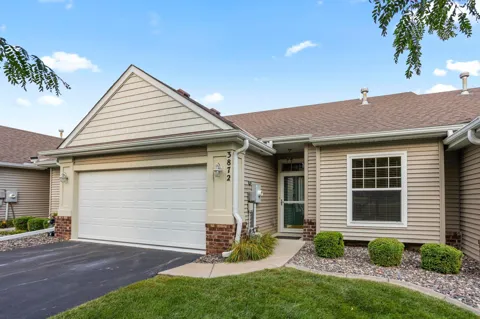3872 Lawndale Lane