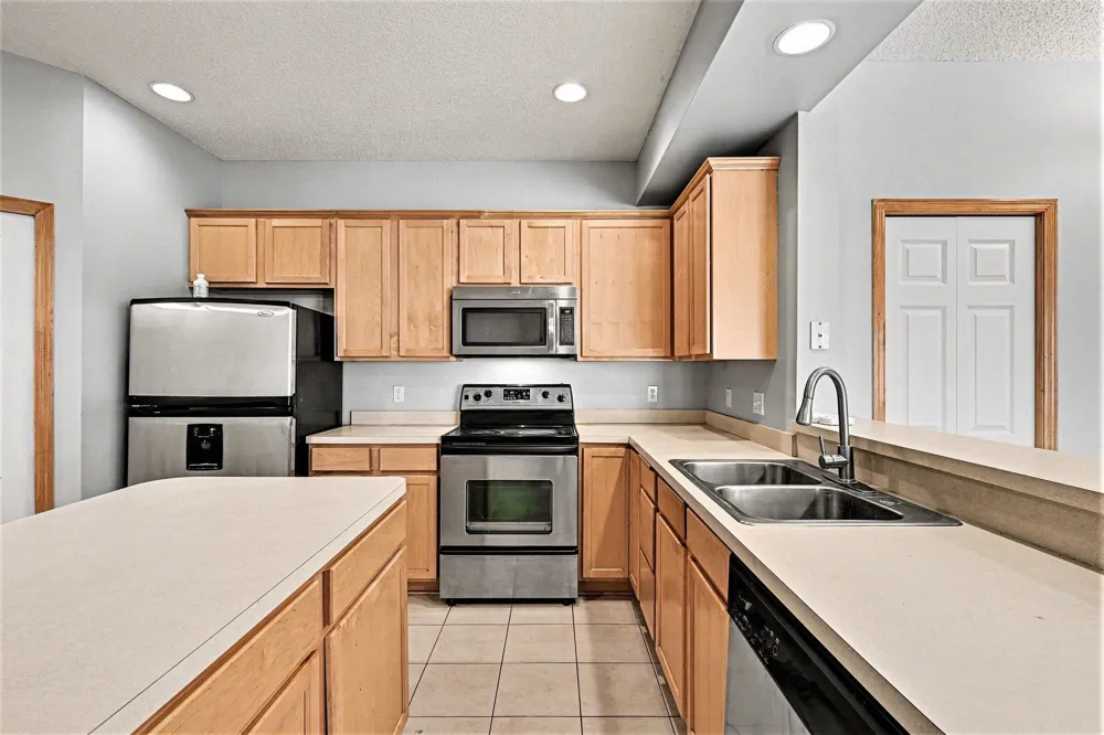11212 Aberdeen Street NE #C Blaine, MN 55449