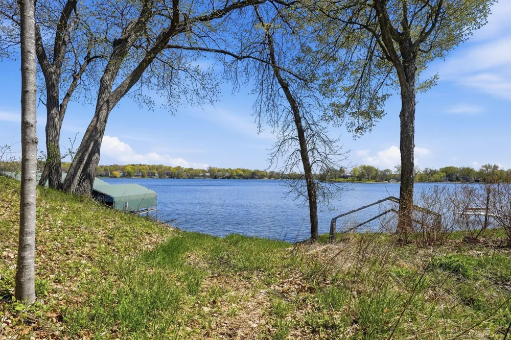 1375 Cherry Place Mound, MN 55364