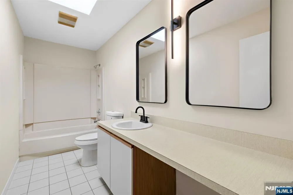 319 Gorge Road 6 Cliffside Park, NJ 07010