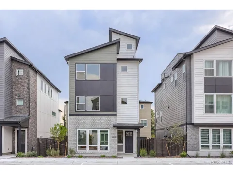 11002 E Hinsdale Circle