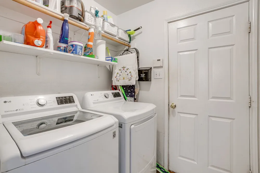 1013 Hidden Lake Drive Burleson, TX 76028