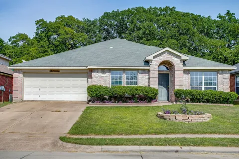 1013 Hidden Lake Drive