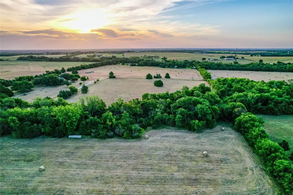 5201 Windmill Lane Celina, TX 75009
