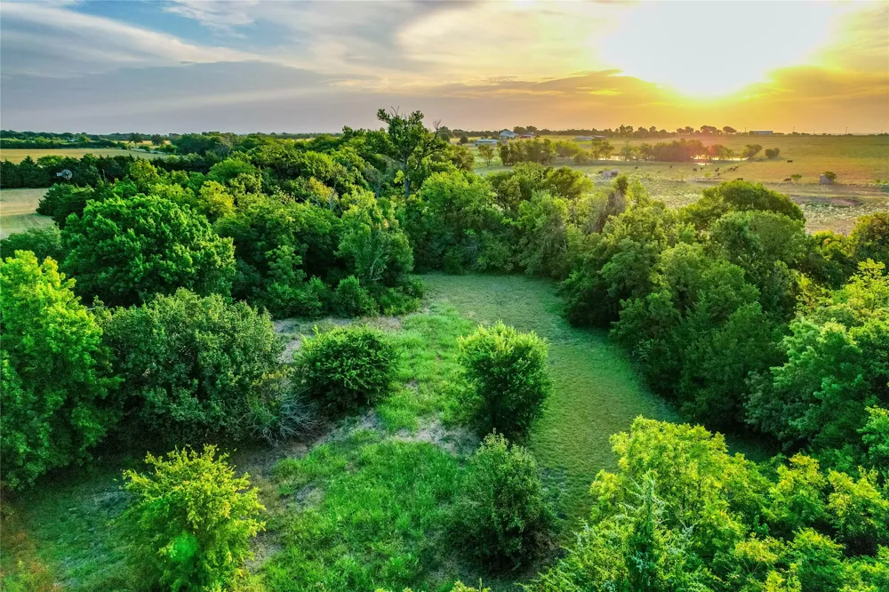 5201 Windmill Lane Celina, TX 75009