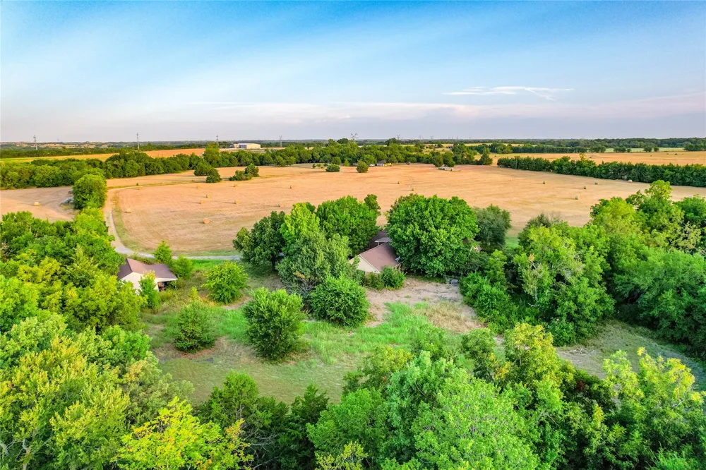 5201 Windmill Lane Celina, TX 75009