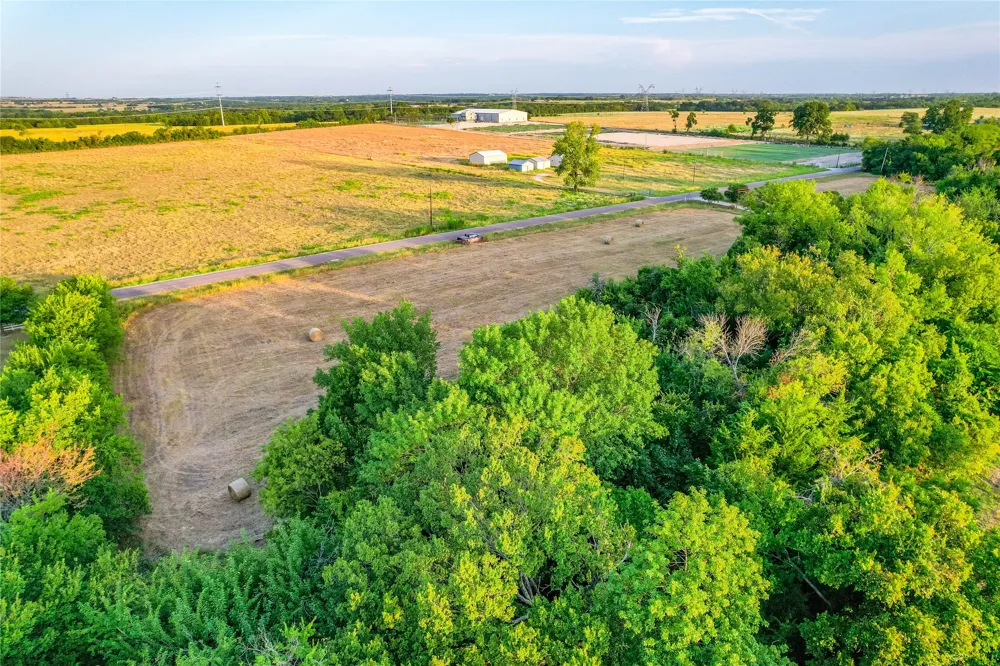 5201 Windmill Lane Celina, TX 75009