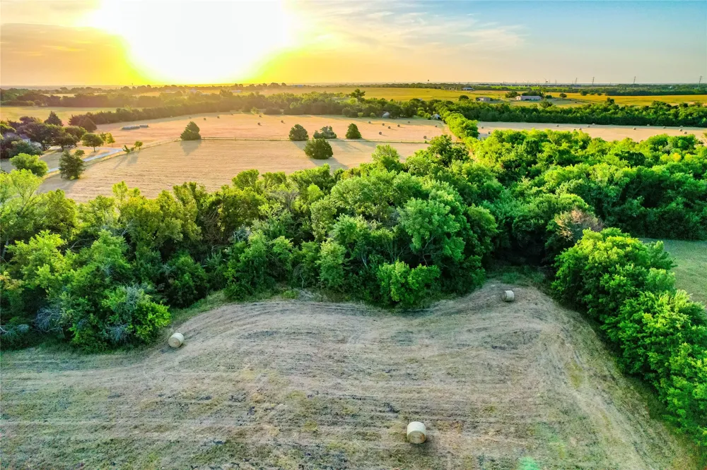 5201 Windmill Lane Celina, TX 75009