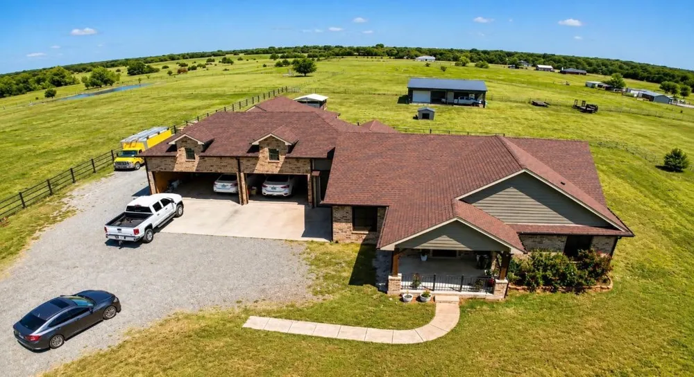 21424 S State Highway 78 Leonard, TX 75452
