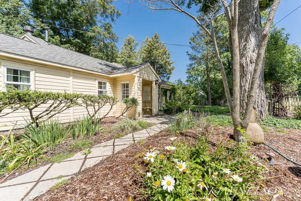 5170 South Shore Drive Whitehall, MI 49461