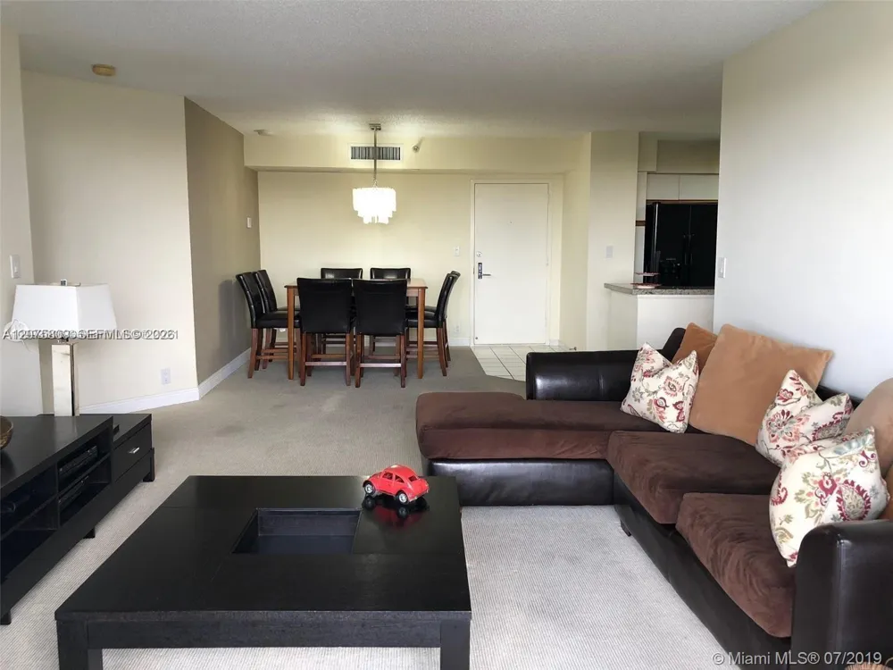 3530 Mystic Pointe Dr #1008 Aventura, FL 33180