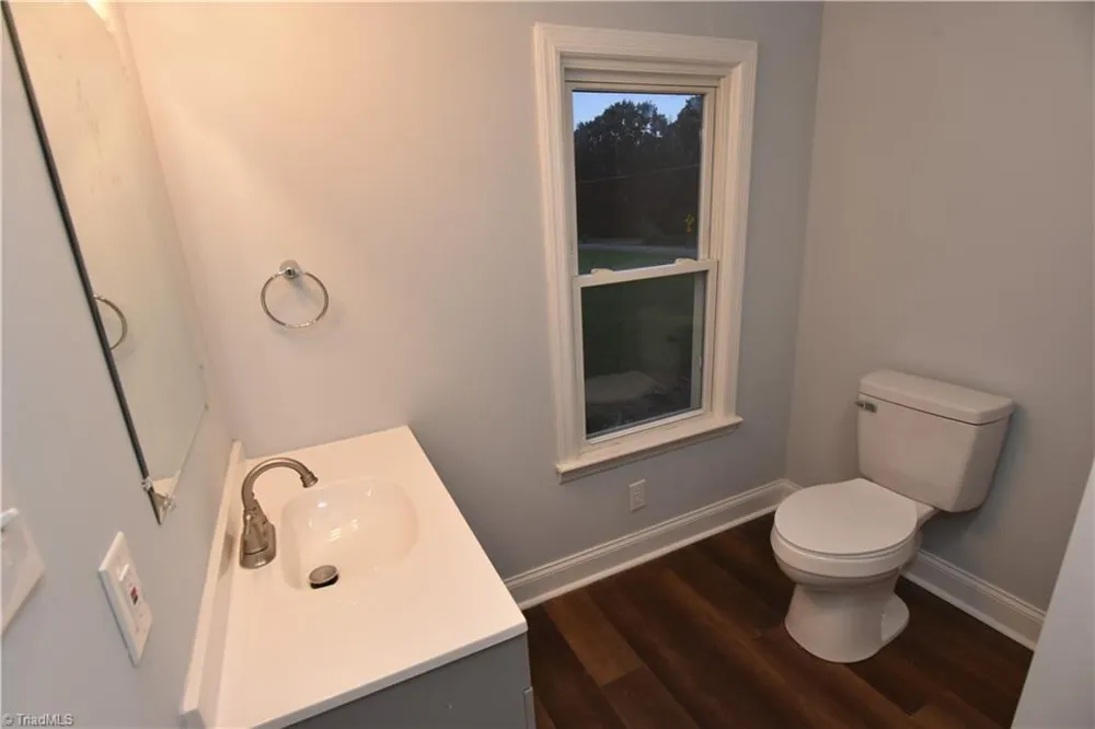 4190 Grubbs Road Walkertown, NC 27051