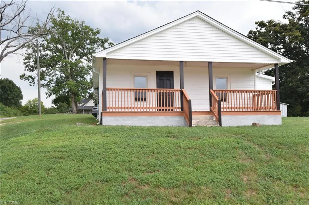 4190 Grubbs Road Walkertown, NC 27051
