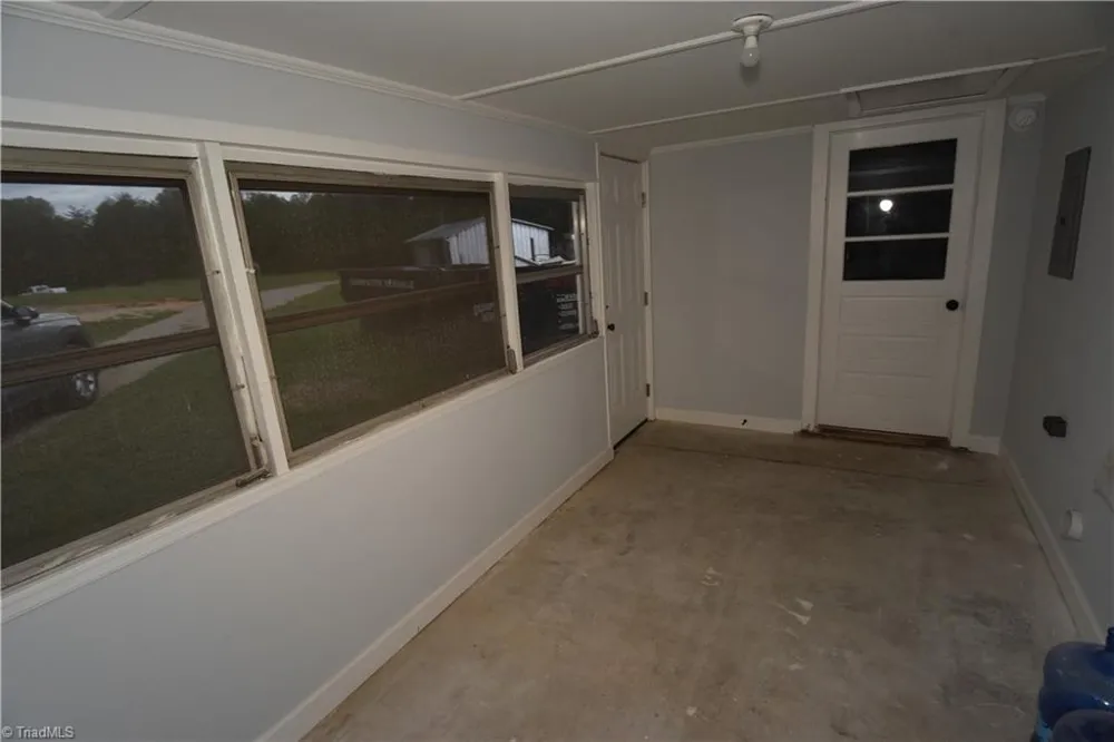 4190 Grubbs Road Walkertown, NC 27051