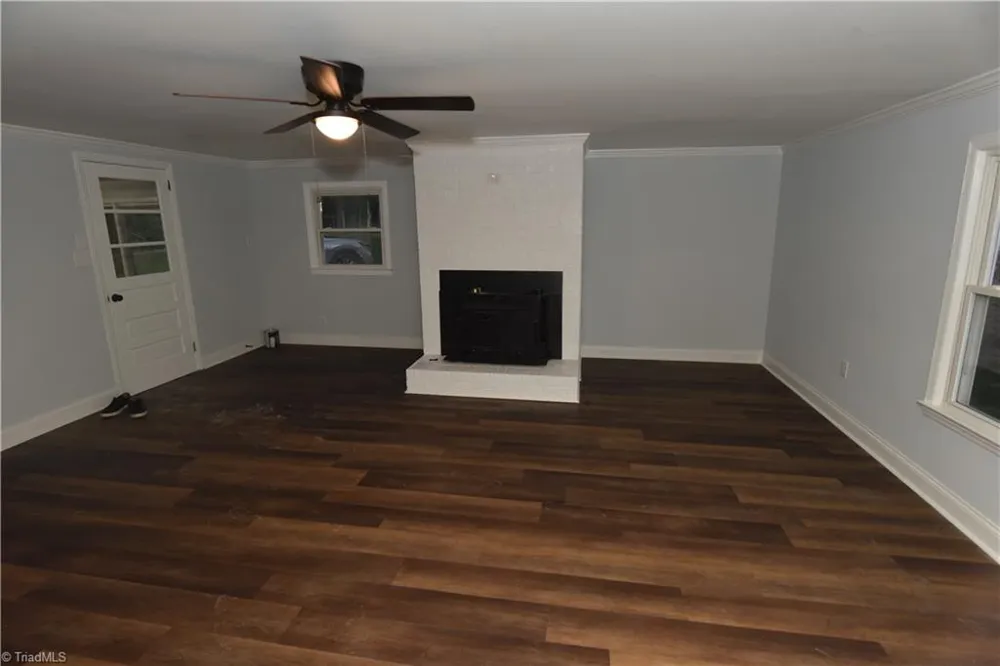 4190 Grubbs Road Walkertown, NC 27051