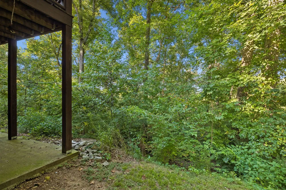 240 Harpeth Hills Dr Kingston Springs, TN 37082