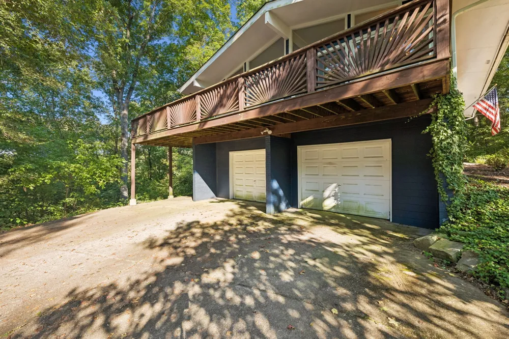 240 Harpeth Hills Dr Kingston Springs, TN 37082