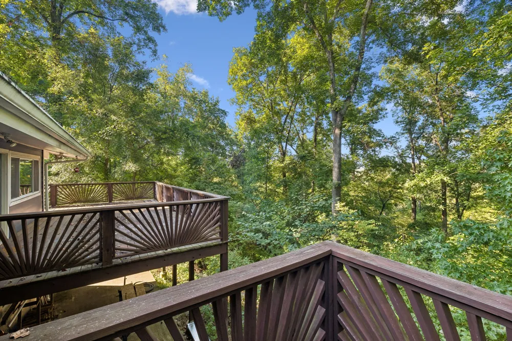 240 Harpeth Hills Dr Kingston Springs, TN 37082