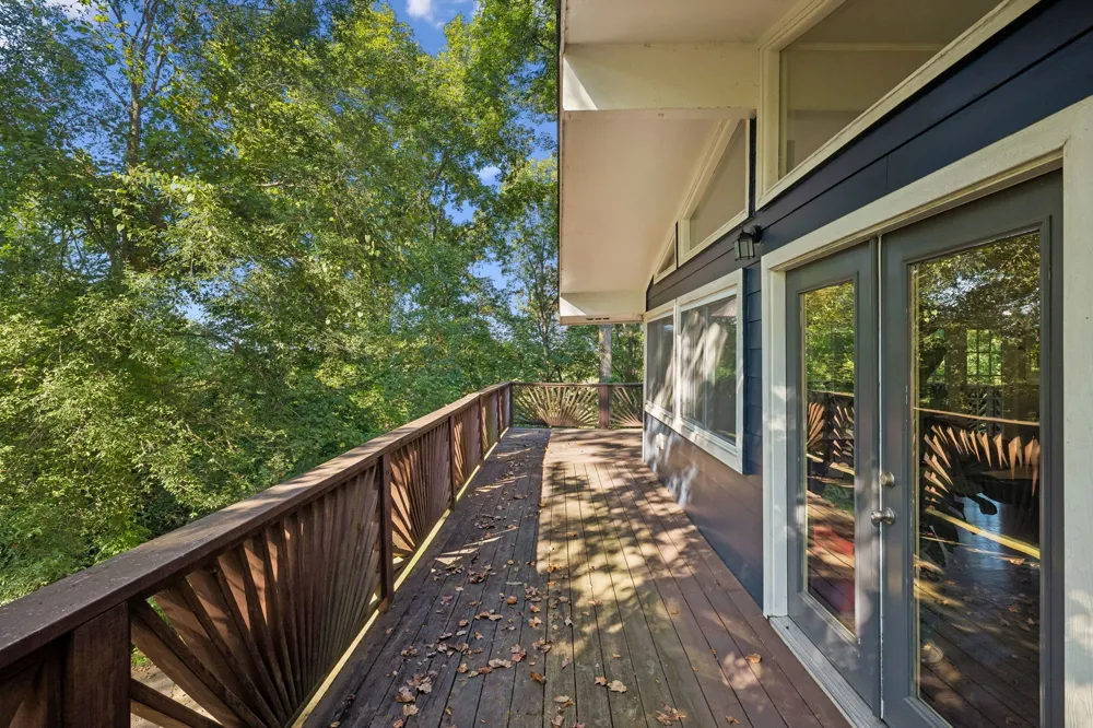 240 Harpeth Hills Dr Kingston Springs, TN 37082