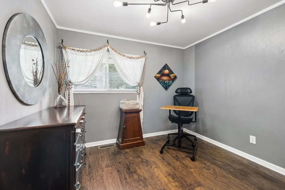 240 Harpeth Hills Dr Kingston Springs, TN 37082