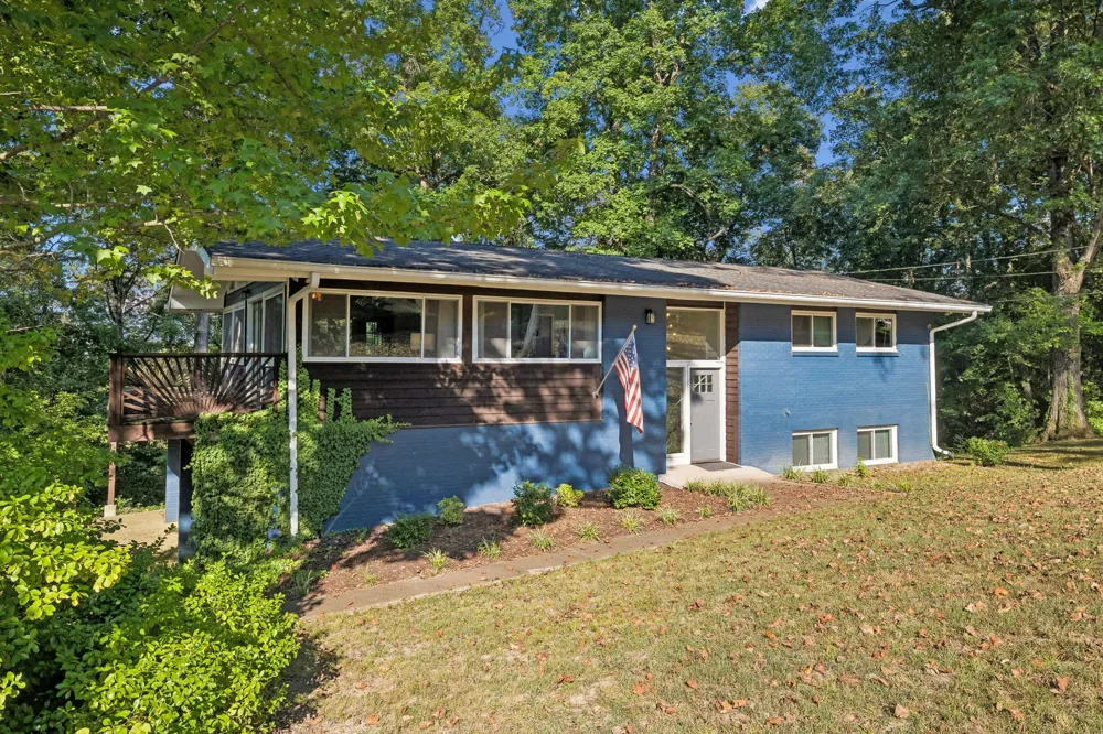 240 Harpeth Hills Dr Kingston Springs, TN 37082