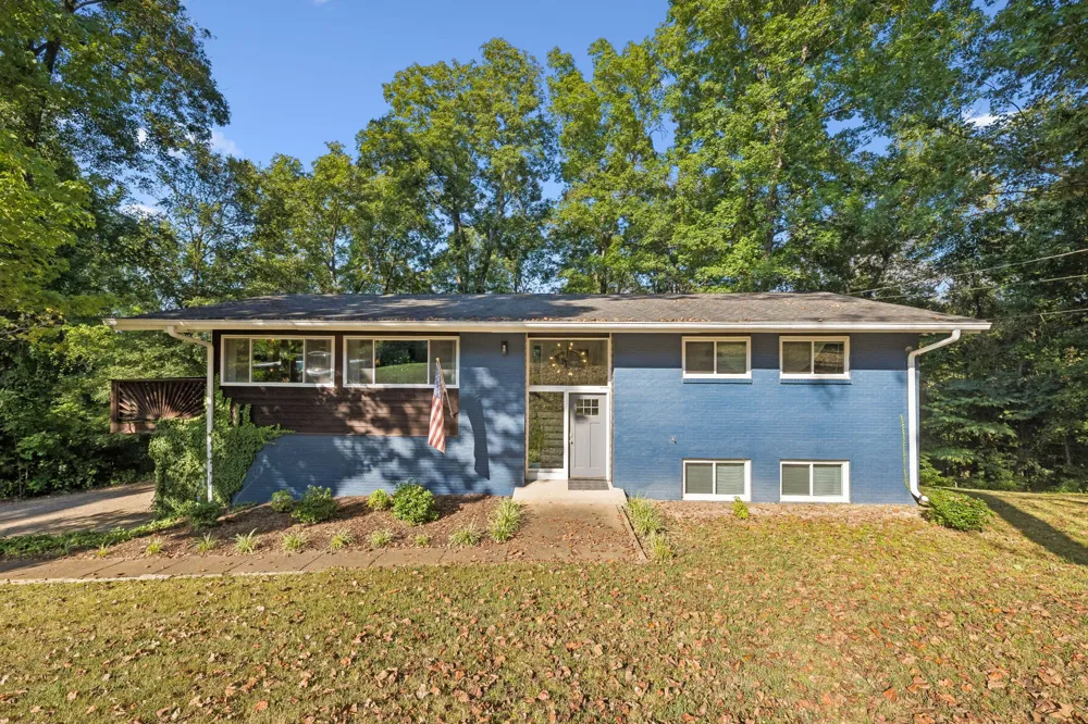 240 Harpeth Hills Dr Kingston Springs, TN 37082