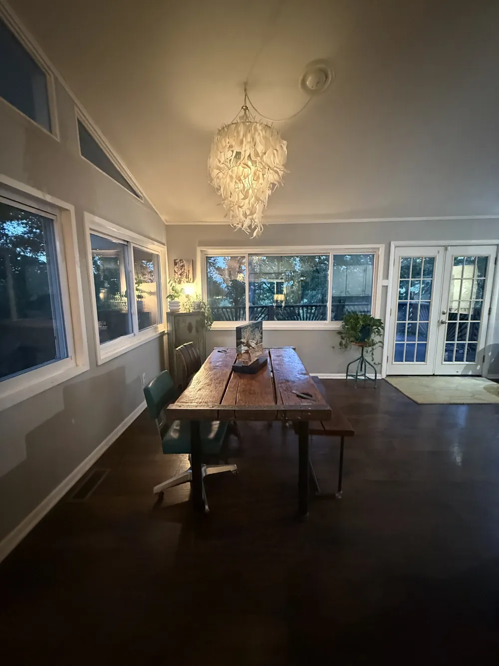 240 Harpeth Hills Dr Kingston Springs, TN 37082