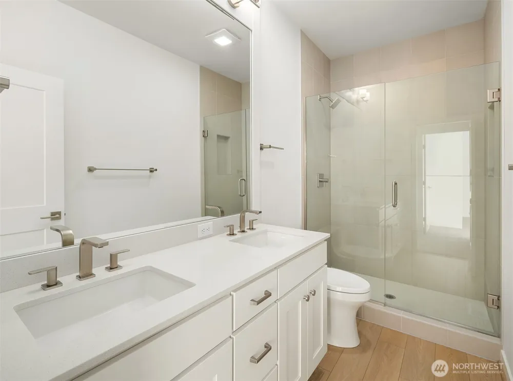 25522 (HS 17) 204th Place SE Covington, WA 98042
