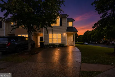 2326 Nicole DR