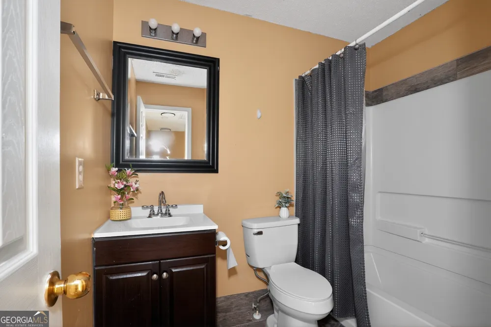 2326 Nicole DR Hampton, GA 30228