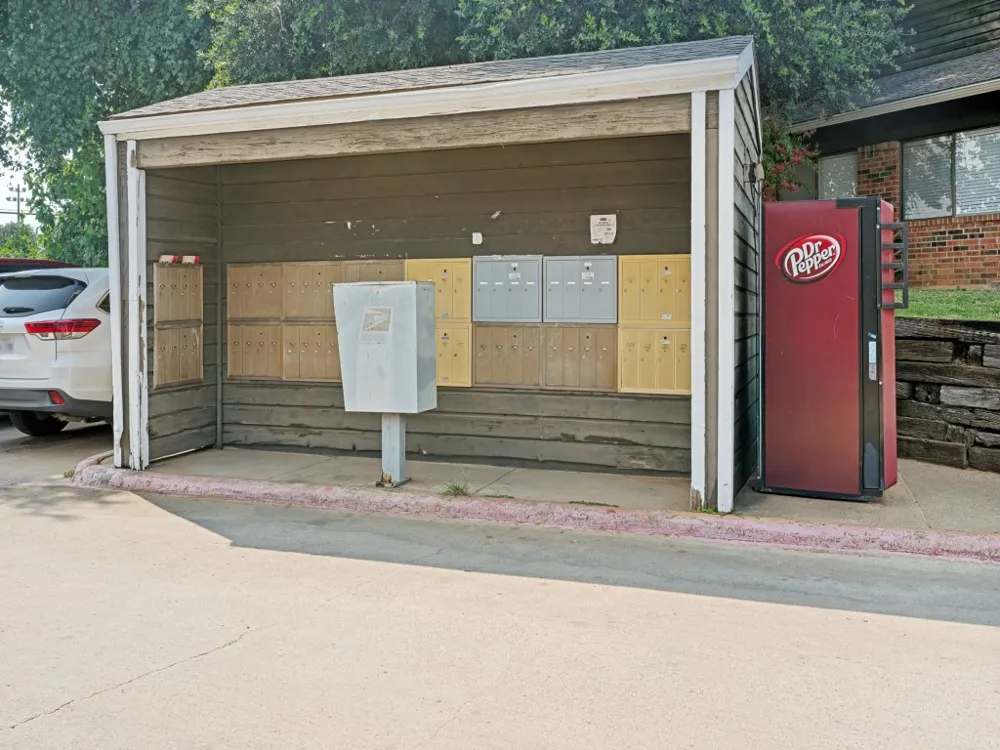 1122 Millview Drive #702 Arlington, TX 76012