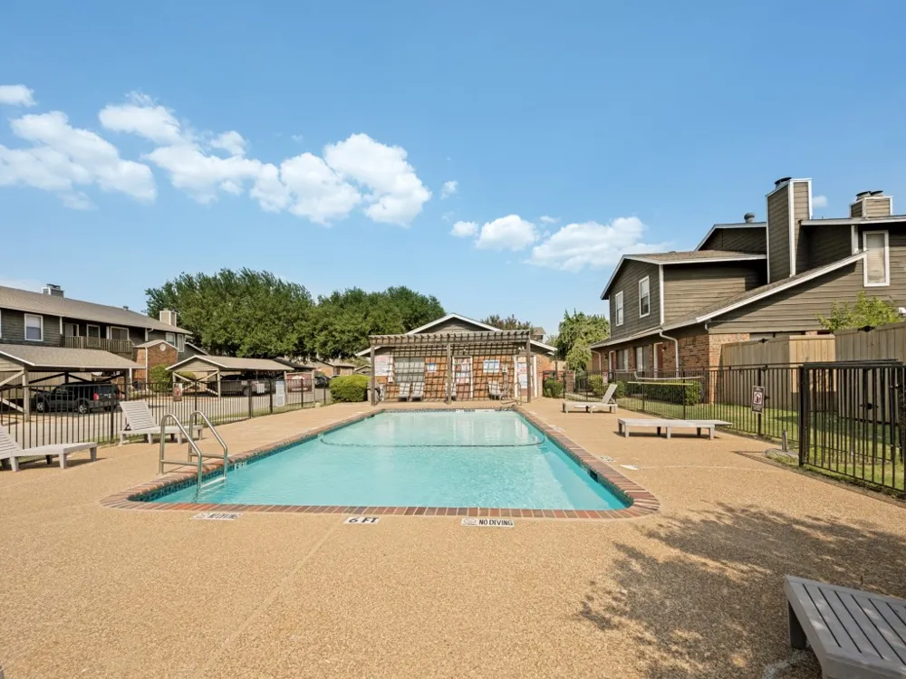 1122 Millview Drive #702 Arlington, TX 76012