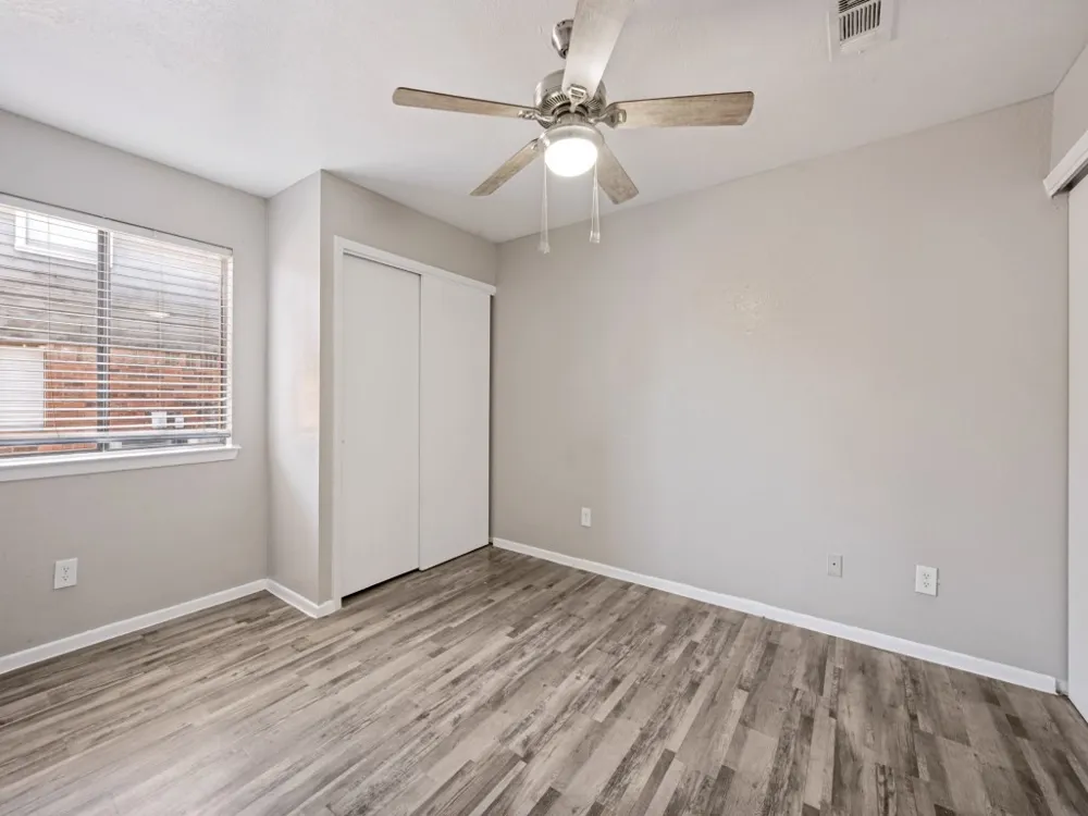 1122 Millview Drive #702 Arlington, TX 76012