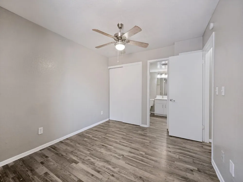 1122 Millview Drive #702 Arlington, TX 76012