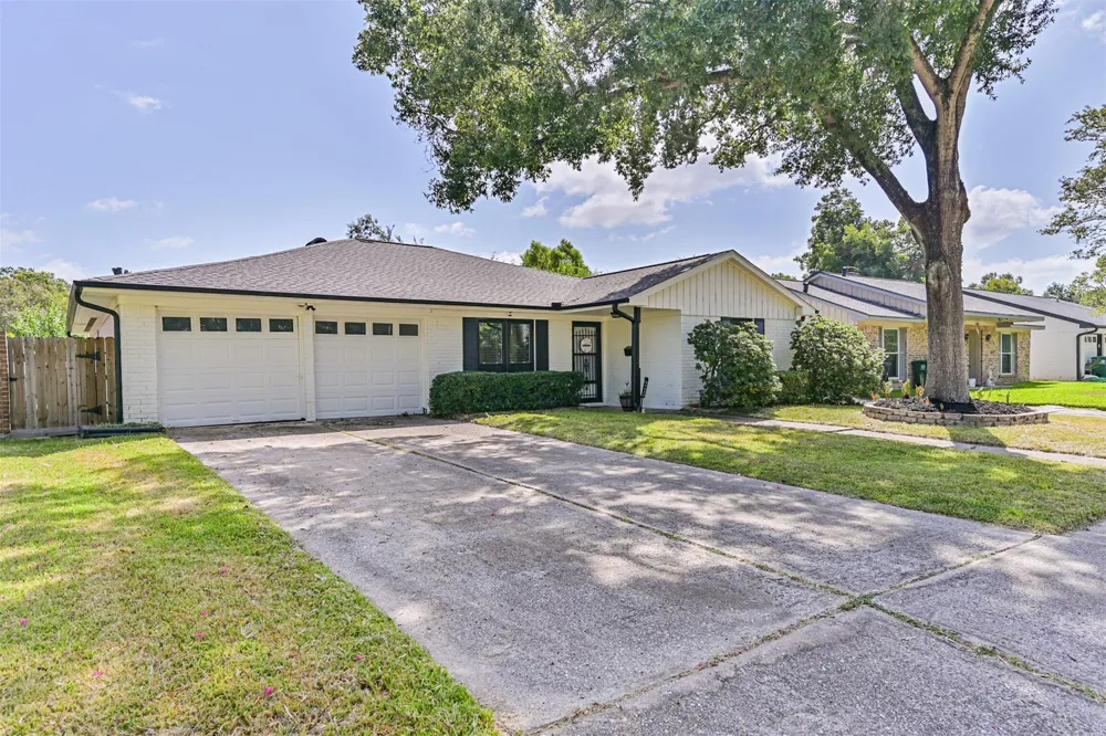 15711 Sea Liner Drive Houston, TX 77062