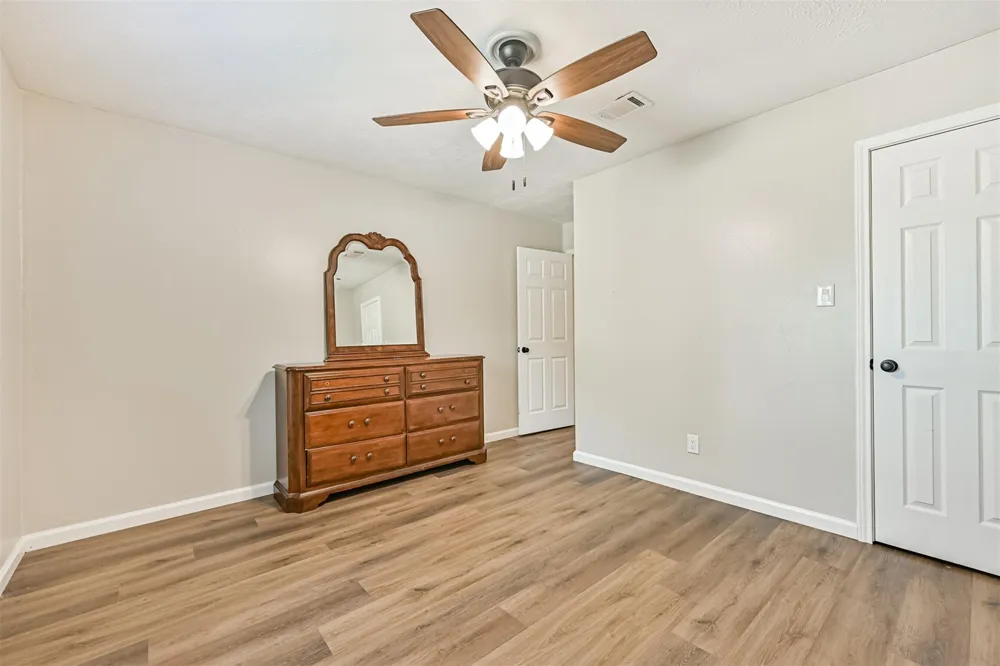 15711 Sea Liner Drive Houston, TX 77062
