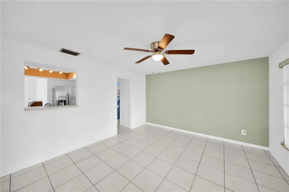 1207 SE 40th Terrace Cape Coral, FL 33904